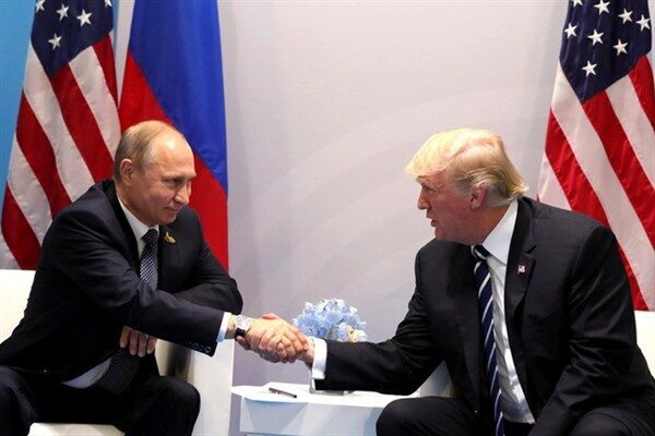 Beyaz Saray'da düzenlediği basın toplantısında Trump, "Rusya, Ukrayna'nın büyük bir