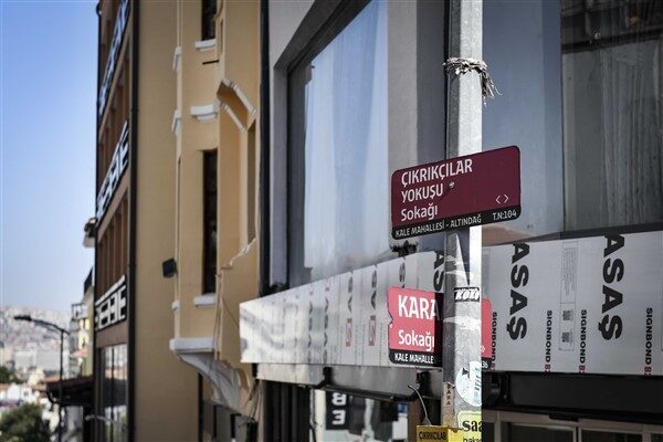 ABB; Çıkrıkçılar Yokuşu Sokağı’nda yer alan 5’i tescilli, 46’sı tescilsiz
