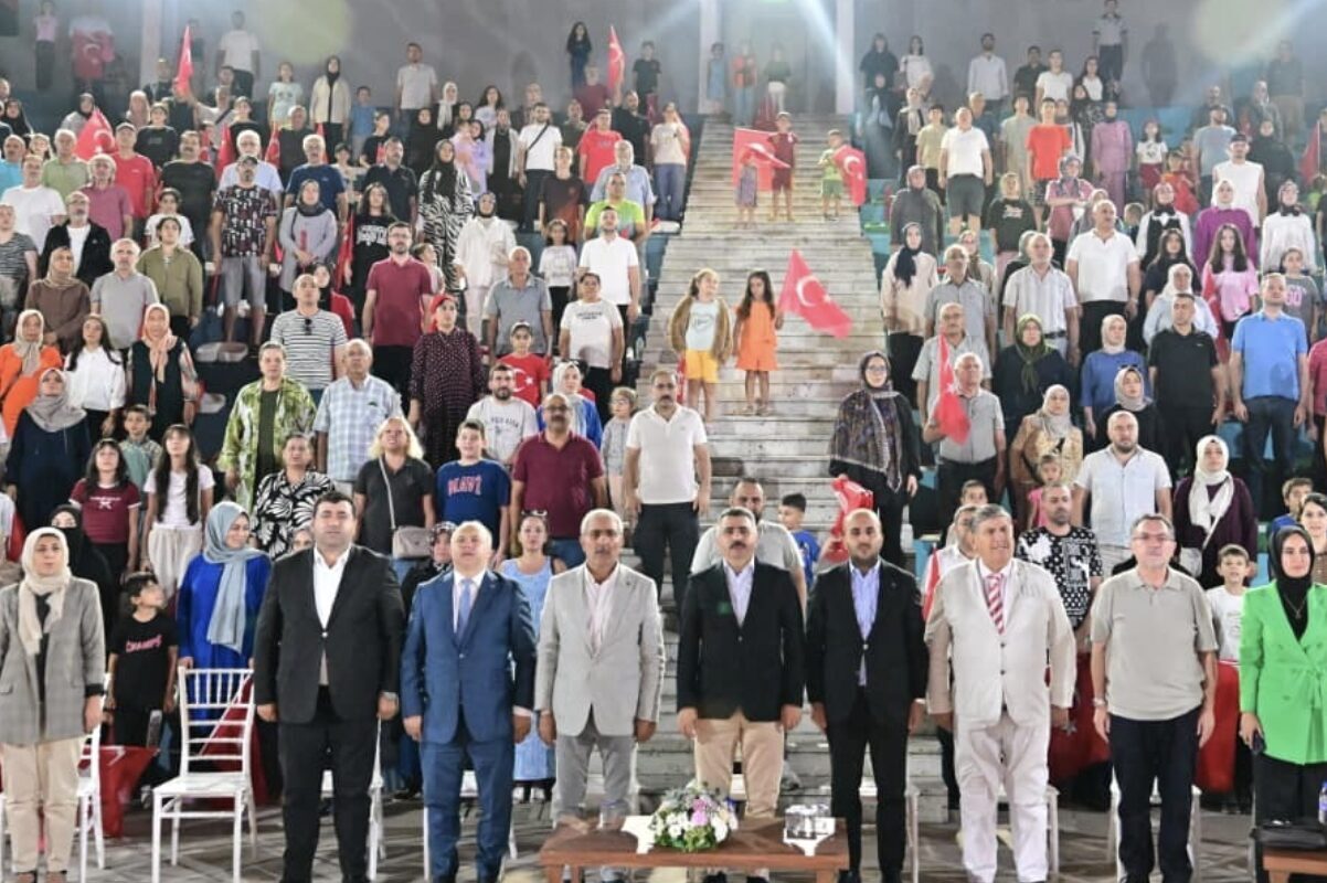 Bursa-Yıldırım Belediyesi, 30 Ağustos Zafer Bayramı’nı çeşitli etkinliklerle kutladı. Kaplıkaya