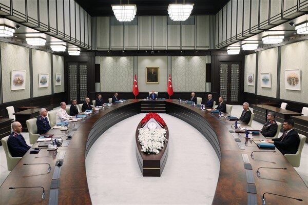 Yüksek Askeri Şura (YAŞ) Cumhurbaşkanı Recep Tayyip Erdoğan başkanlığında toplandı.