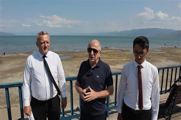 Zafer Partisi Genel Başkanı Ümit Özdağ, Bursa İl Başkanı Cihat