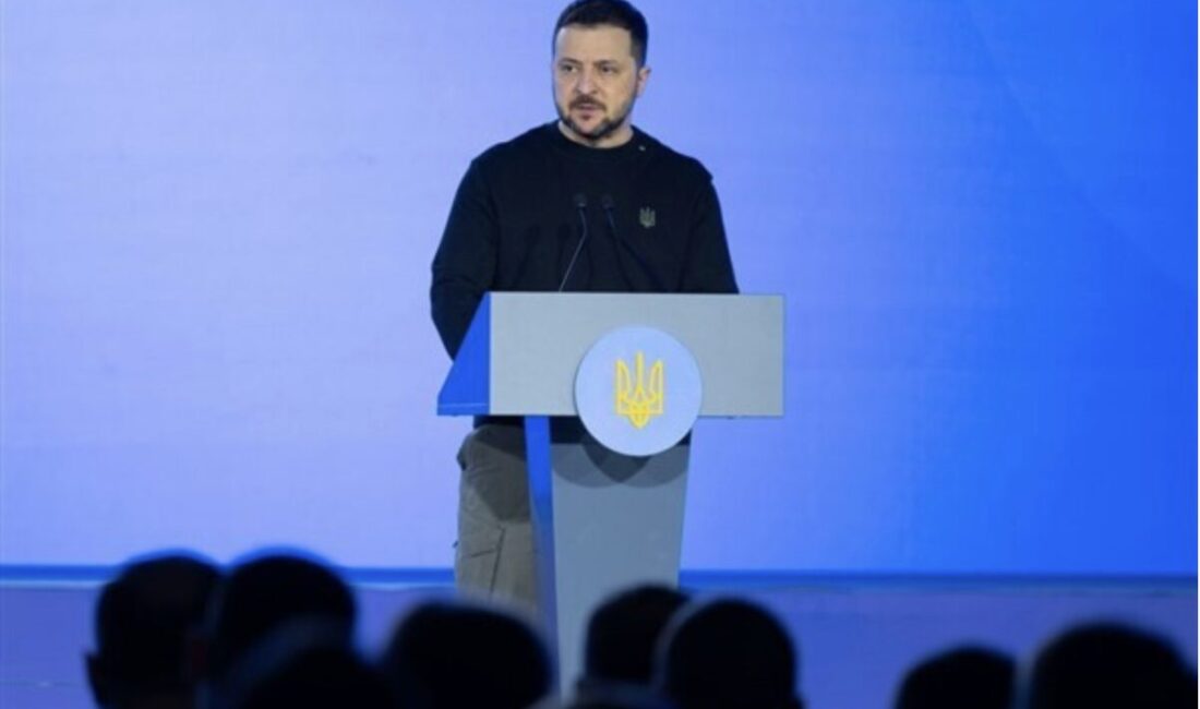 Ukrayna Cumhurbaşkanı Volodimir Zelenski, yeni ABD Büyükelçisi Olha Stefanishyna ile