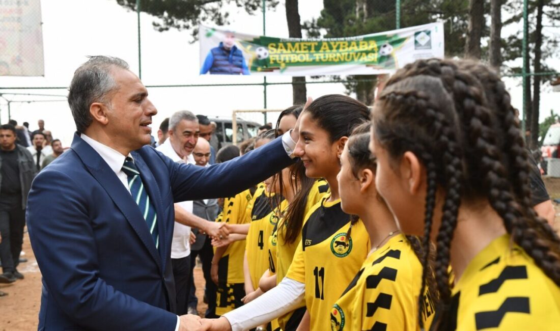 Zorkun Yaylası Şenlik Tepesi’nde bulunan sahada gerçekleşen turnuvanın başlama vuruşunu,