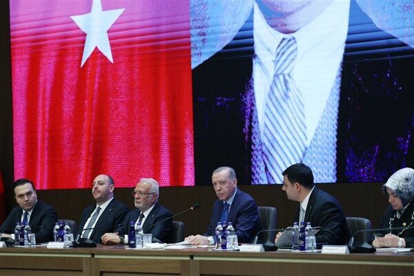 AK Parti Genel Başkanı ve Cumhurbaşkanı Recep Tayyip Erdoğan, partisinin