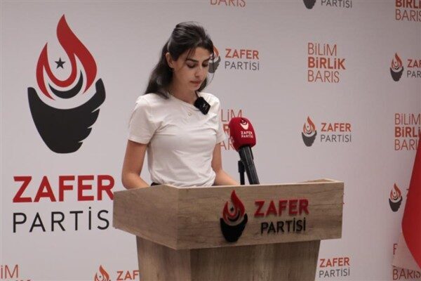 Zafer Partisi Gençlik Kolları Sözcüsü Aklan, ülke gündemine ilişkin düzenlenen