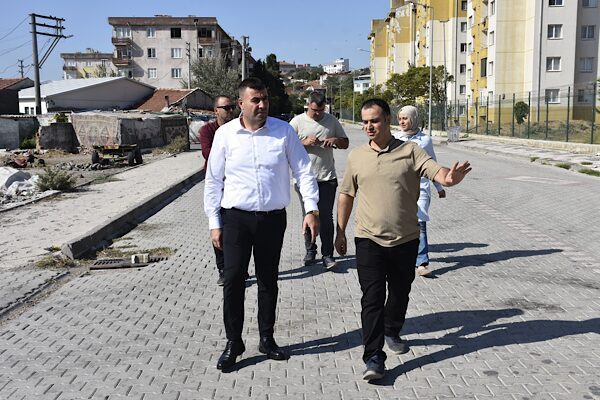 Karacabey Belediyesi tarafından, mahallelerde sorunların çözümü için saha çalışmaları yürütülüyor.