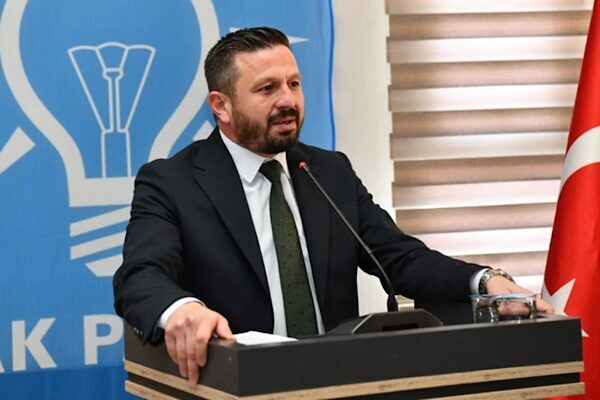 AK Parti Balıkesir İl Başkanı Mehmet Aydemir, CHP Dursunbey İlçe