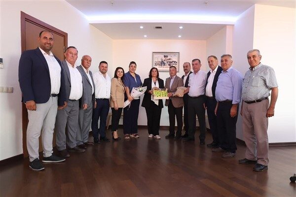 Ziyarette Ergün ve yönetim kurulu üyeleri, Başkan Çerçioğlu'na mahallelerinde gerçekleştirilen