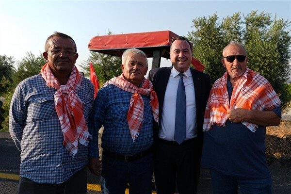 İncelemelerde bulunan Başkan Dutlulu ve Başkan Ahmet Öküzcüoğlu daha sonra