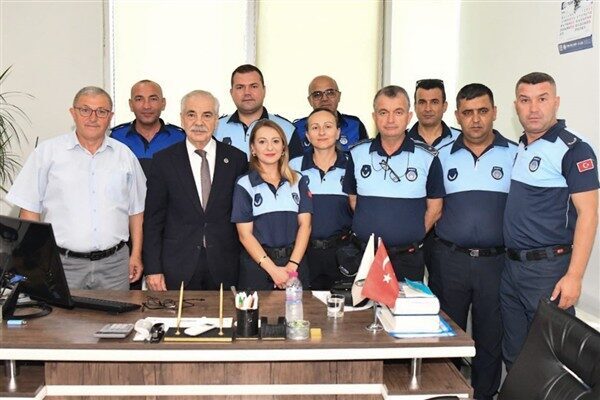 Keşan Belediye Başkanı Özcan, ziyarette, Zabıta Müdürlüğü personeliyle bir araya