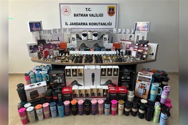 Batman İl Jandarma Komutanlığı ekipleri, kaçakçılıkla mücadele kapsamında Merkezde iki