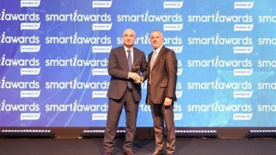 Bereket Sigorta, Smart-i Awards 2025’te altın ödül kazandı Smart-i Awards 2025’te altın ödül alan Bereket Sigorta, yenilikçi hizmet anlayışıyla sigorta