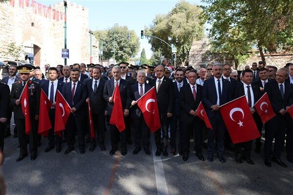 Bursa’da 2 yıl, 2ay, 2 gün süren Yunan işgalinin sona