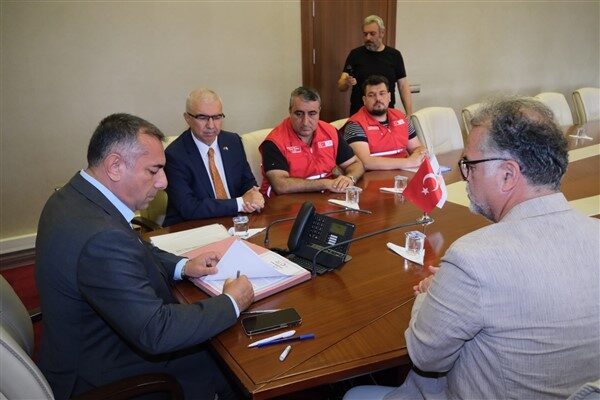 Gazze’de büyük bir insanlık dramı yaşandığını belirten Adana Büyükşehir Belediye