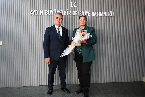 Aydın Büyükşehir Belediye Başkanı Özlem Çerçioğlu’na, Buharkent Belediye Başkanı Mehmet