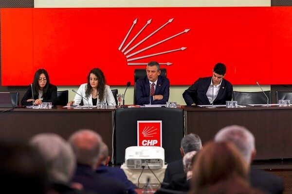 Cumhuriyet Halk Partisi (CHP) Genel Başkanı Özgür Özel, CHP Parti