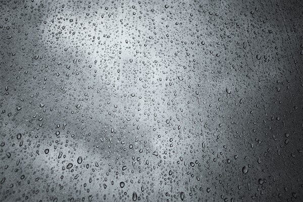 Meteoroloji Genel Müdürlüğü'nden (MGM) yapılan açıklamaya göre, bu gece saatlerinden itibaren