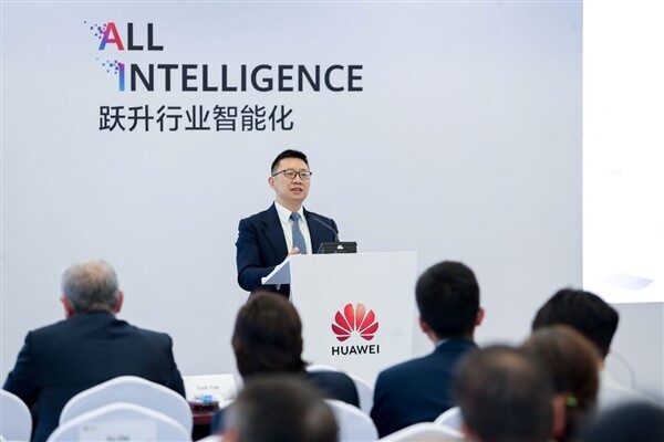 HUAWEI CONNECT 2025 etkinliği sırasında, Huawei “Tüm Zeka ve Dayanıklılıkla