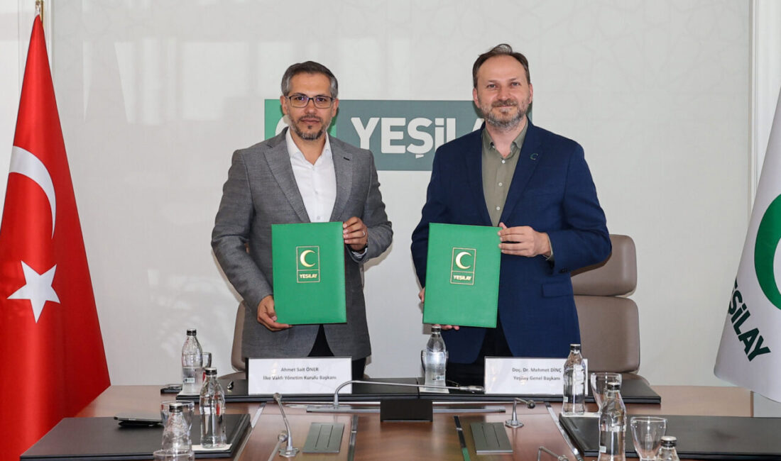 Yeşilay Genel Merkezinin bulunduğu Sepetçiler Kasrı’nda düzenlenen törende, İLKE Vakfı