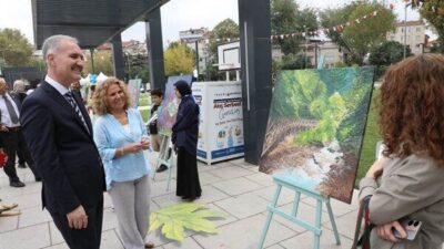 Etkinlikte Endonezya’dan 4, Singapur’dan 2 ünlü sanatçı yer alırken, gönüllü