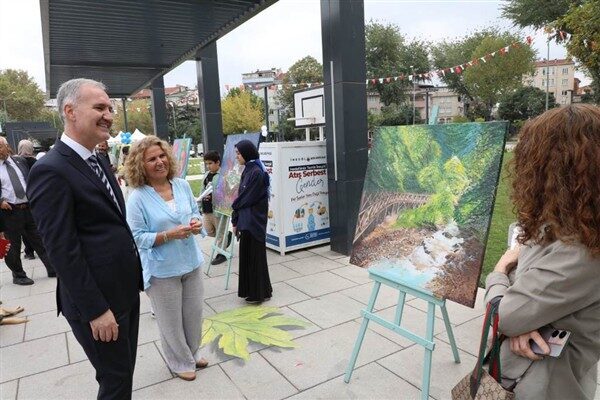 Etkinlikte Endonezya’dan 4, Singapur’dan 2 ünlü sanatçı yer alırken, gönüllü
