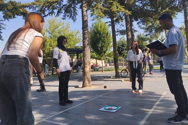 Karaman Merkez Millet Bahçesinde düzenlenen Hemsball müsabakaları, Karaman Gençlik ve