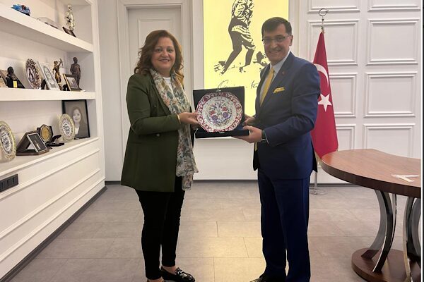 Ziyaret kapsamında yerel yönetimler tarafından yürütülen projeler, şehirler arası iş