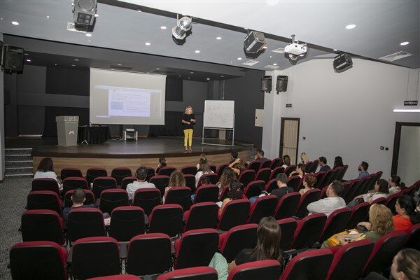 Dünya genelinde artan küreselleşme ve gelişen teknoloji ile birlikte, kamu