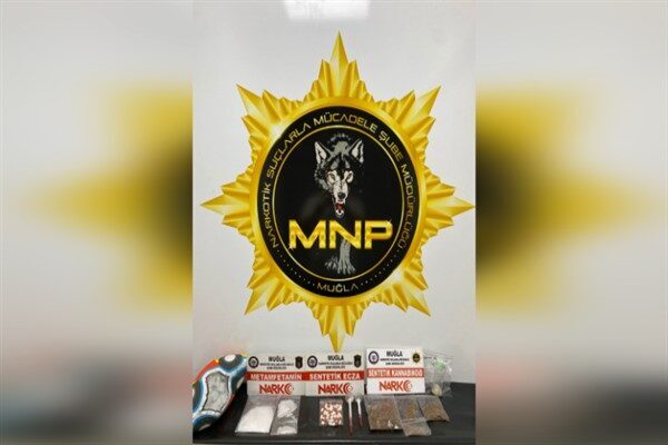 Muğla Valiliğinden yapılan açıklamaya göre söz konusu durumda yapılan aramada; 45