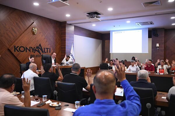 Konyaaltı Belediye Meclisi Eylül Ayı Olağan Toplantısı, Konyaaltı Belediye Başkanı