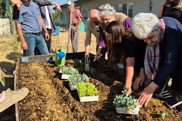 Nilüfer Belediyesi, 21 Eylül Dünya Alzheimer Günü kapsamında farkındalık oluşturmak