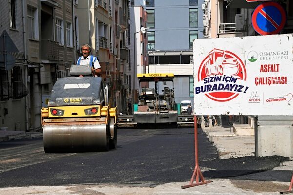 Osmangazi Belediyesi tarafından ilçedeki yolları daha konforlu hale getirmek amacıyla