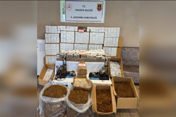 Sakarya Valiliğinden yapılan açıklamaya göre söz konusu aramalarda 64 bin
