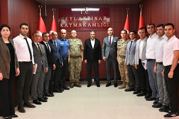 Şanlıurfa Valisi Hasan Şıldak, Ceylanpınar’da çeşitli ziyaret ve incelemeler gerçekleştirdi.