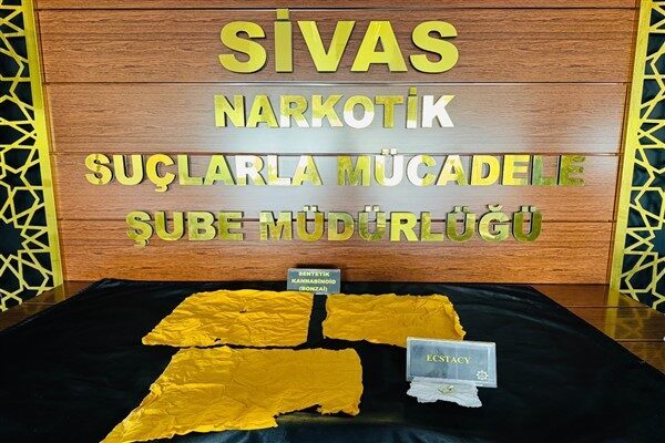 Sivas Valiliğinden söz konusu çalışmalara ilişkin yapılan açıklamada 3 şahsın