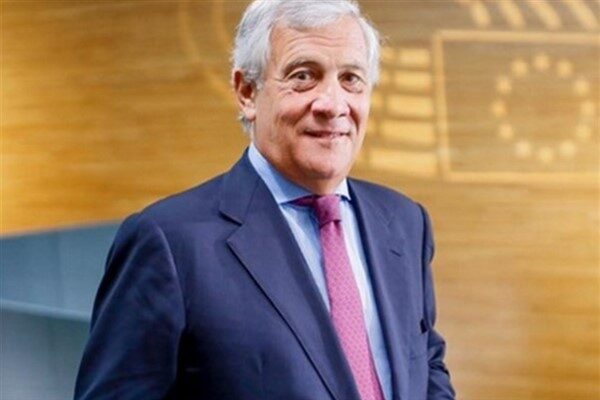 Tajani, sosyal medya üzerinden yaptığı açıklamada, Piantedosi’ye tam destek verdiğini