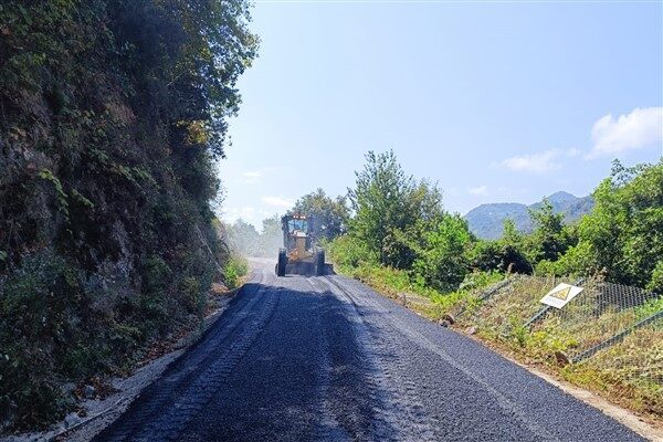 Trabzon Büyükşehir Belediyesi, 18 ilçede eş zamanlı olarak asfalt serim
