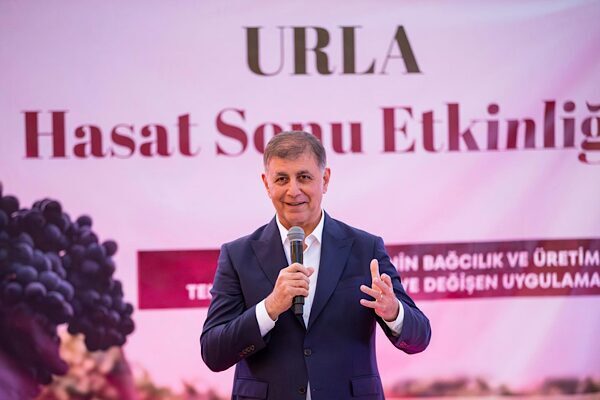 zmir Büyükşehir Belediye Başkanı Dr. Cemil Tugay, Urla Belediyesi tarafından