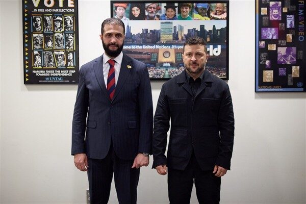 Ukrayna Devlet Başkanı Zelenski, Ukrayna'nın Suriye ile ilişkilerini yeniden tesis