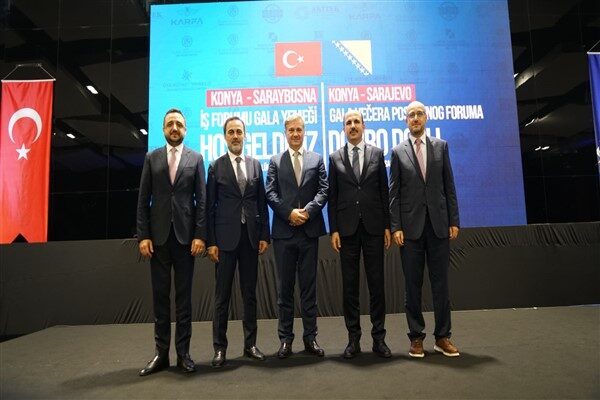 Konya Ticaret Odası Başkanı Selçuk Öztürk ve Konyalı iş insanlarıyla