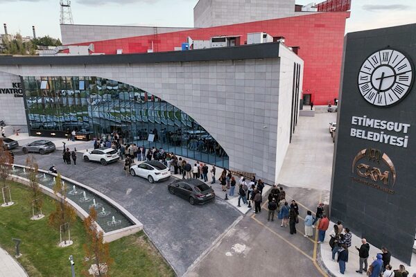 Etimesgut Belediyesi tarafından 1-14 Ekim tarihleri arasında düzenlenen 2. Uluslararası