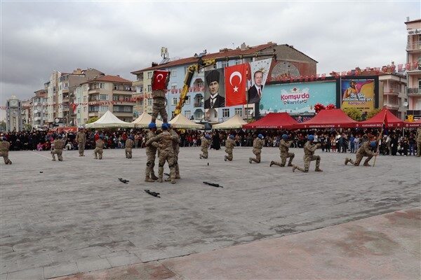 Karaman Valiliğinden yapılan açıklamaya göre 29 Ekim Cumhuriyet Bayramı'nın 102'nci Yıl