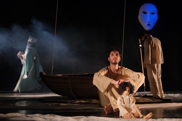 Alanya Belediye Tiyatrosu, ilk olarak Adana Büyükşehir Belediyesi Şehir Tiyatrosu