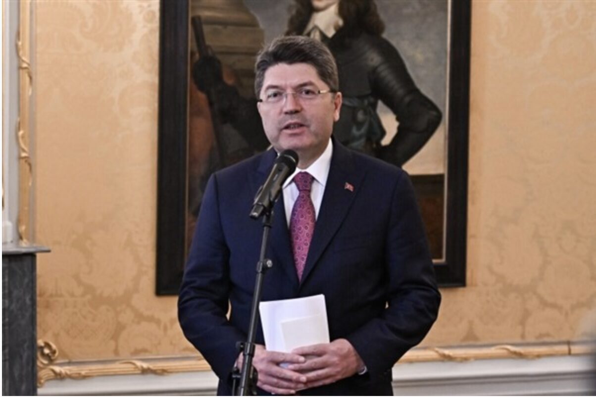 Adalet Bakanı Yılmaz Tunç, İsrail’in Filistin’e yönelik saldırılarına ilişkin sert
