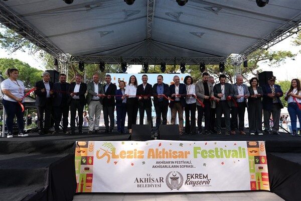 Akhisar’da “Leziz Akhisar Festivali” başladı Akhisar’ın lezzetleri, yemek kültürü ve üretici emeğini ön plana çıkaran