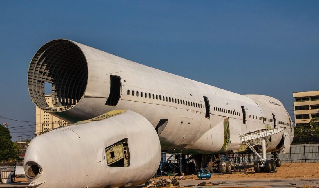 Alarko’nın bağlı ortaklığından uçak dönüştürme sözleşmesi Kamuyu Aydınlatma Platformuna (KAP) yapılan açıklamada, ''İngiltere'de kurulu bağlı ortaklığımız