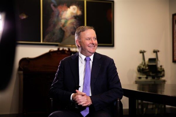 Albanese, dünyanın dört bir yanından liderlerle birlikte çalıştıklarını belirterek, “Burada,