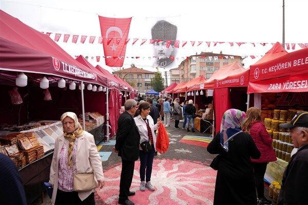 Anadolu’ya Açılan Kapı Sivas Günleri programı düzenlenen törenle ziyarete açıldı. Açılış
