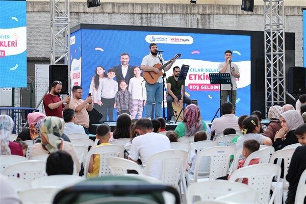 Reji görevlisinden müzik öğretmenine kadar farklı branşlarda çalışan müzik tutkunları,