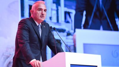 Kültür ve Turizm Bakanı Ersoy, Türkiye Otelciler Birliği (TÜROB) tarafından